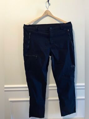 North Face 34 Black NF0A7V3B Retrac Tech III Zip Pocket Mens Cargo Pants